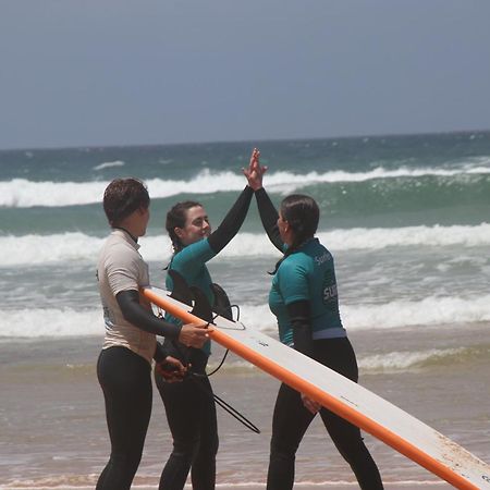 The Far End Surf House - Surf & Yoga Holidays Lourinha  Bagian luar foto