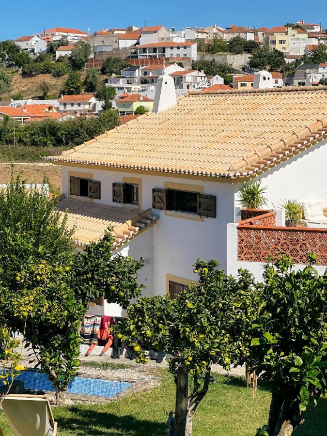 The Far End Surf House - Surf & Yoga Holidays Lourinha  Bagian luar foto