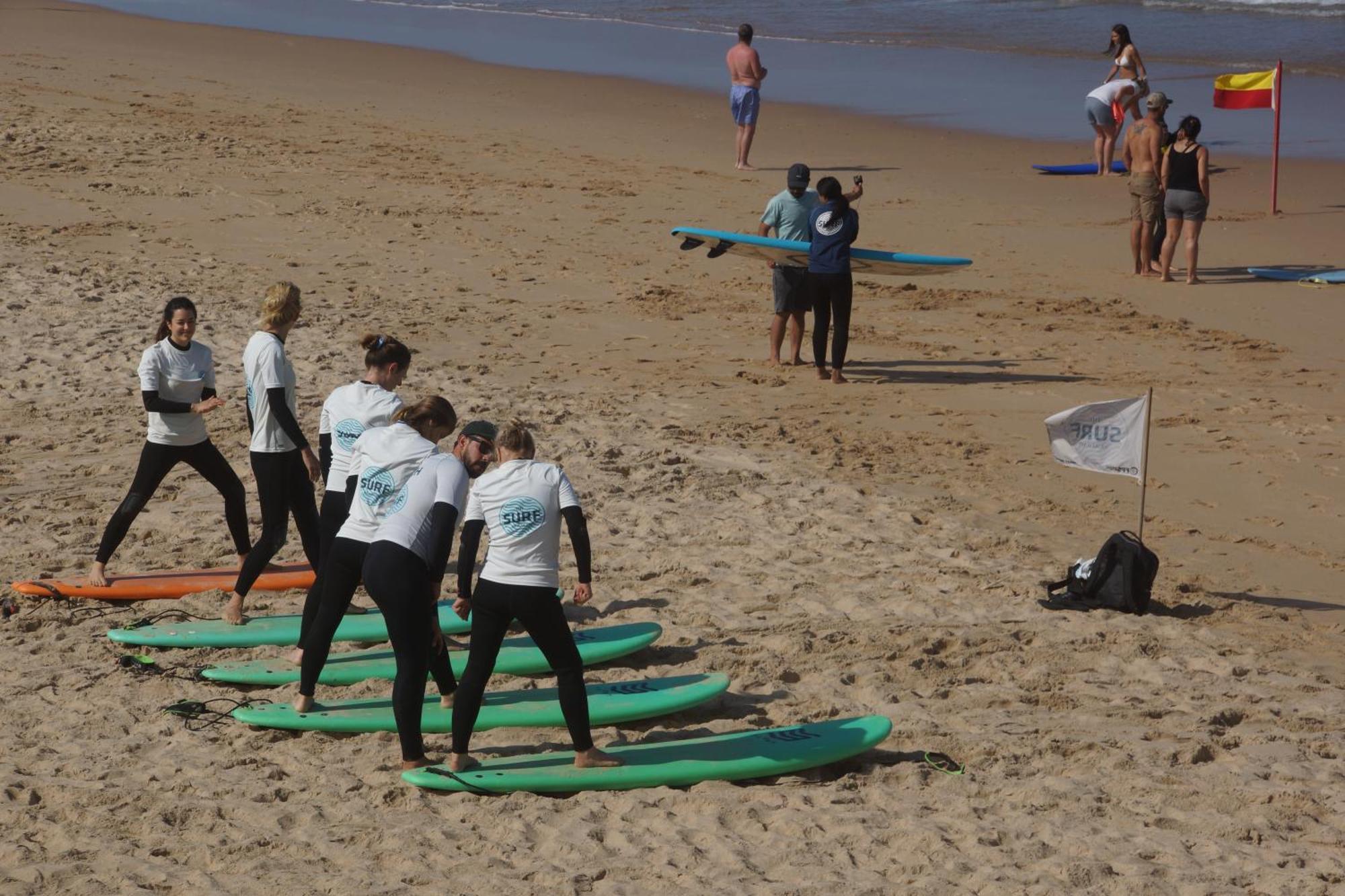 The Far End Surf House - Surf & Yoga Holidays Lourinha  Bagian luar foto