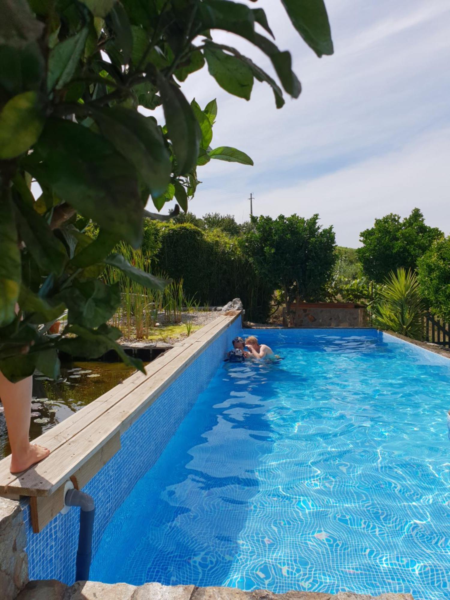 The Far End Surf House - Surf & Yoga Holidays Lourinha  Bagian luar foto