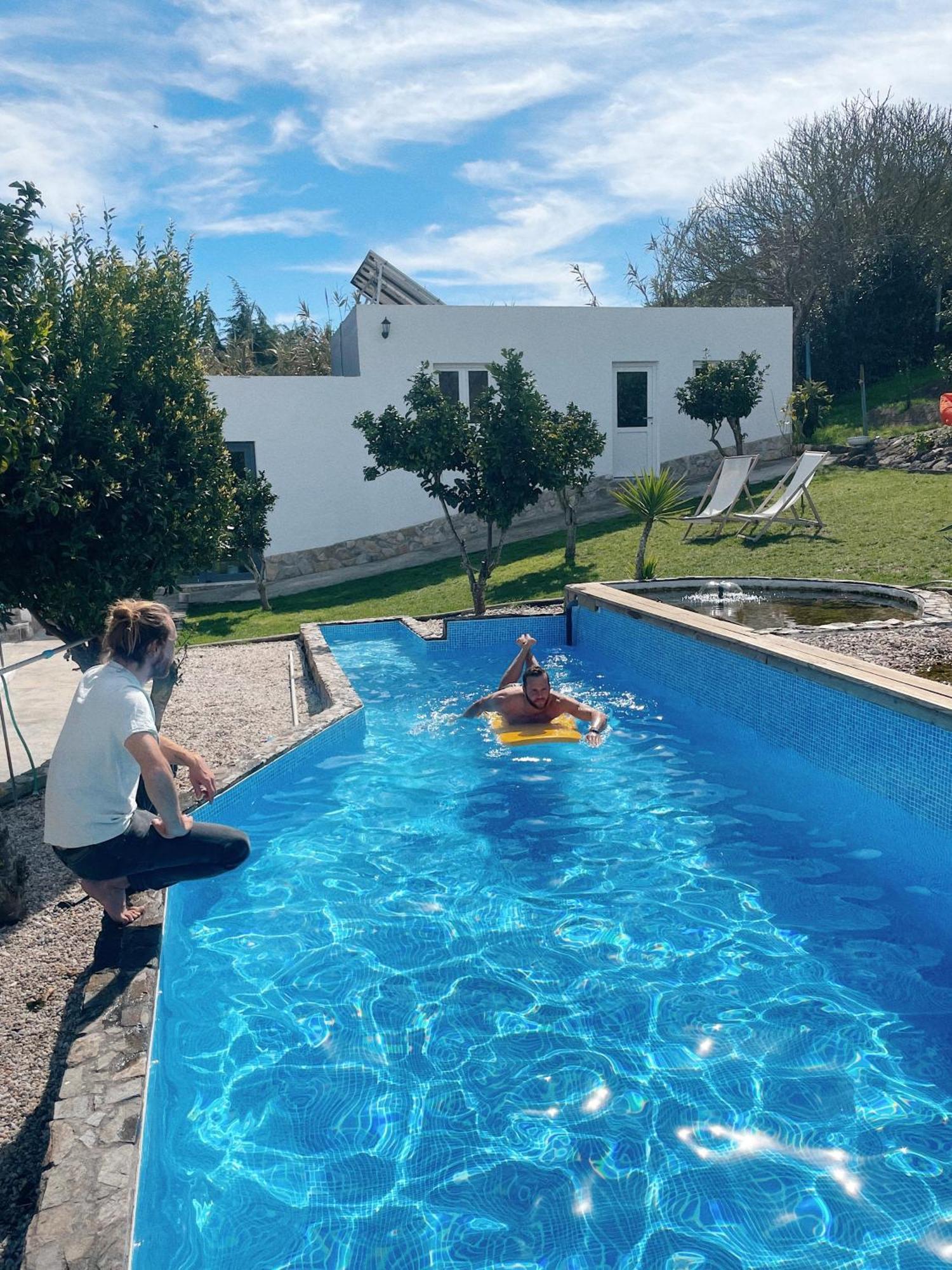 The Far End Surf House - Surf & Yoga Holidays Lourinha  Bagian luar foto